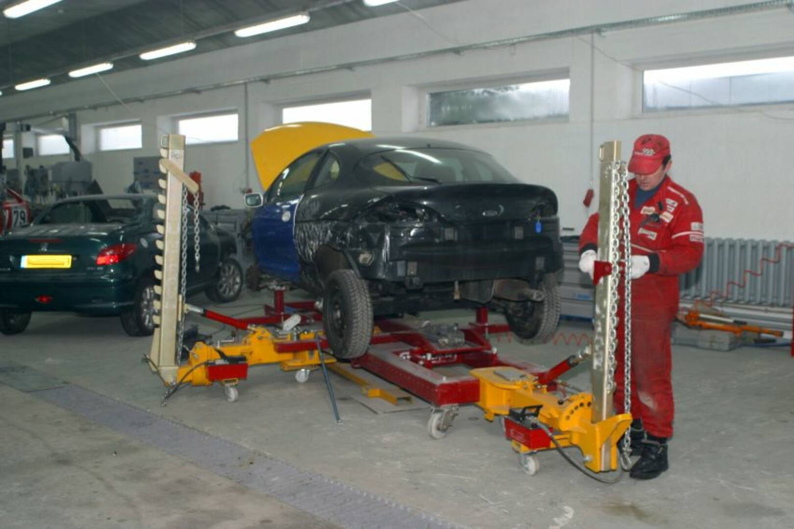 German Auto Center Inc. logo