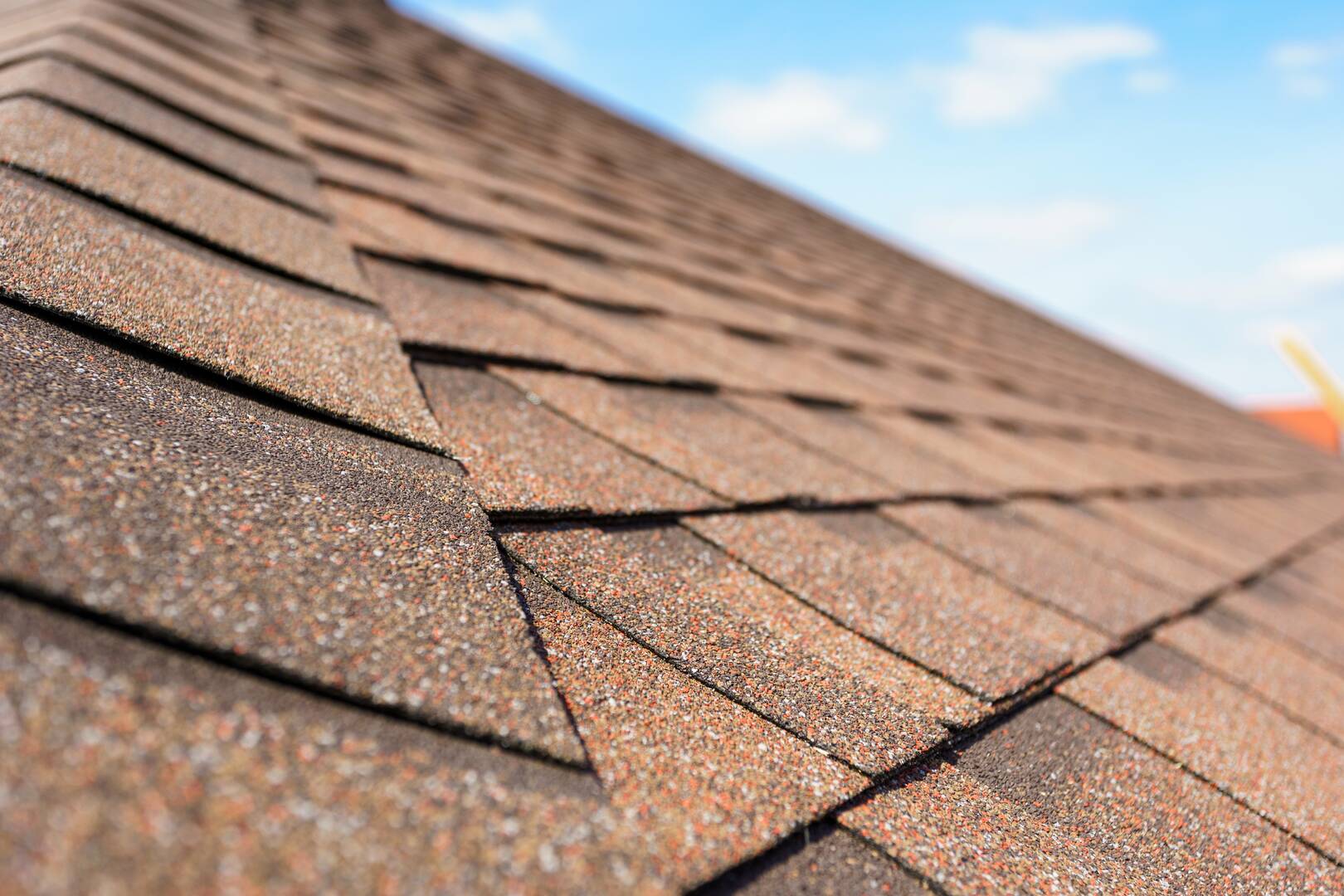 Bauer Roofing Siding Windows & Doors Inc. logo