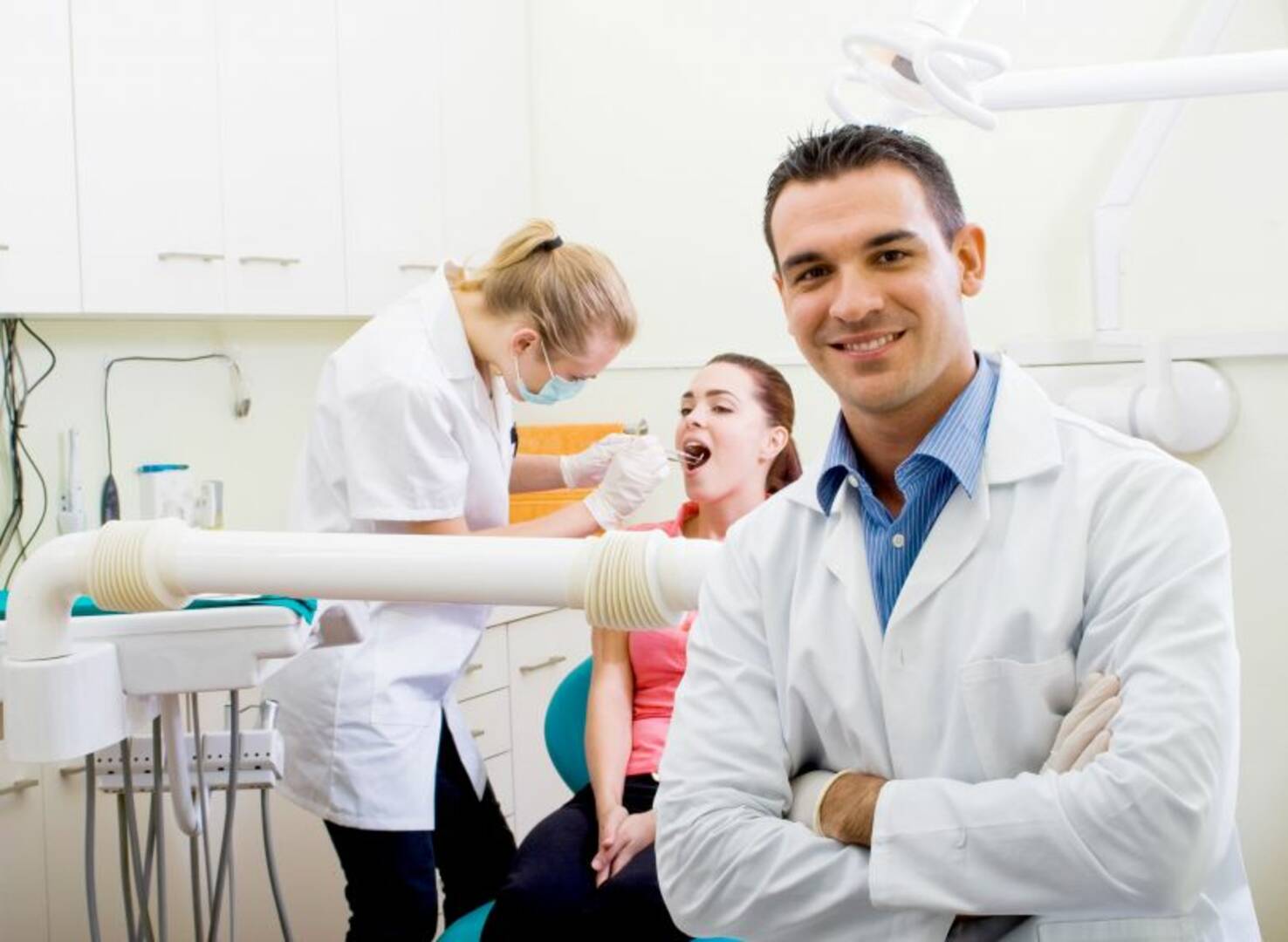 A Dentistry logo